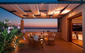 Mani Tower Villa