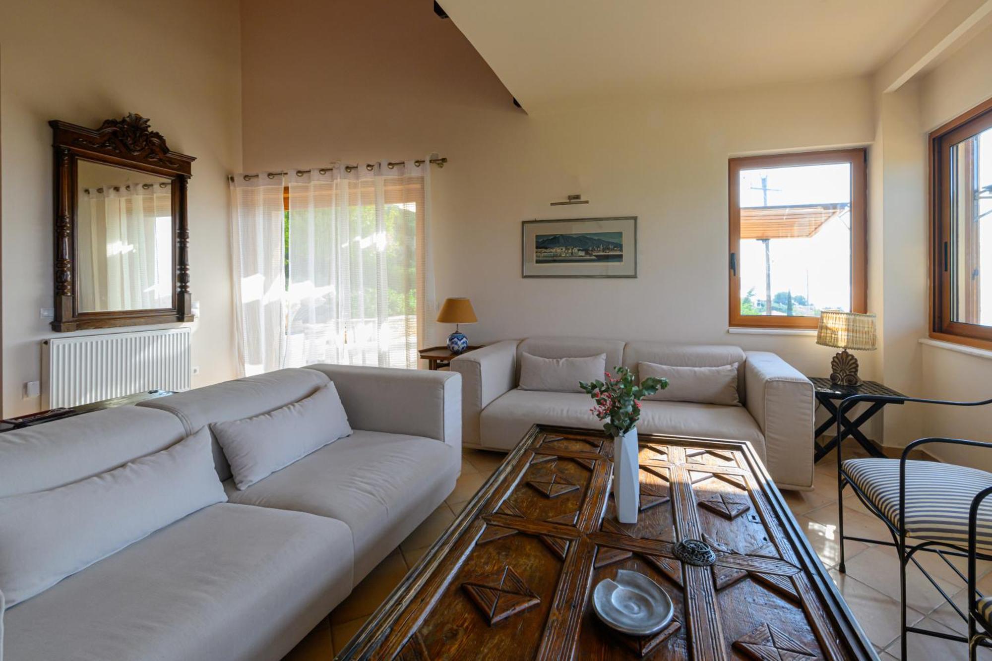 Mani Tower Villa Ακρογιάλι Εξωτερικό φωτογραφία