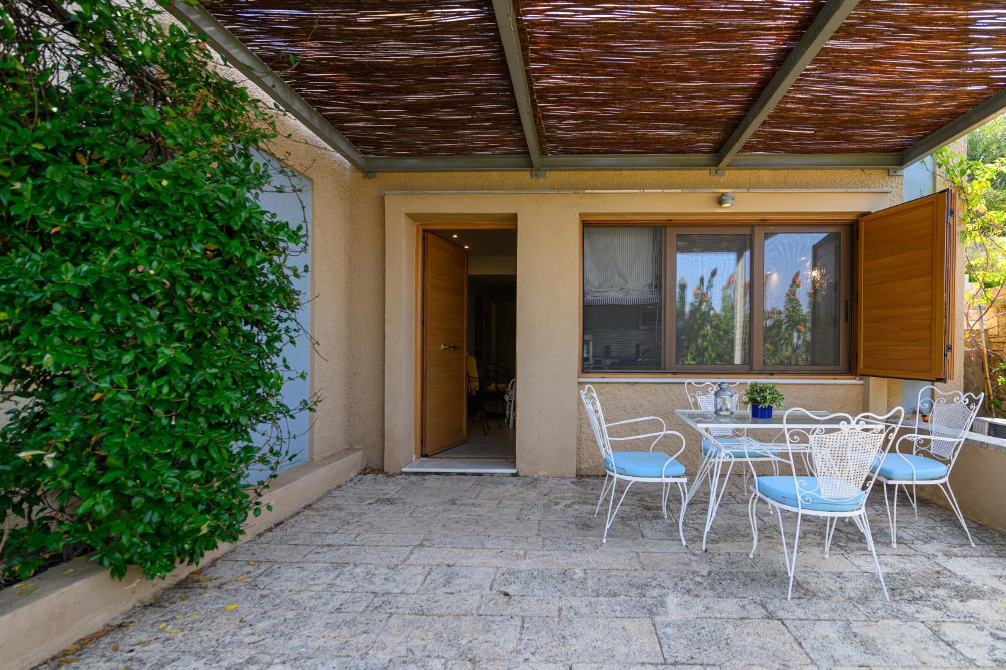 Mani Tower Villa Ακρογιάλι Εξωτερικό φωτογραφία